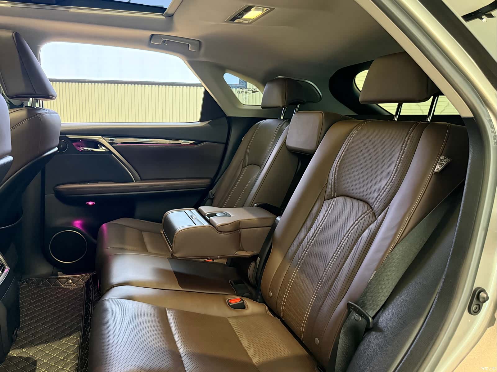 Lexus RX, 2022 10