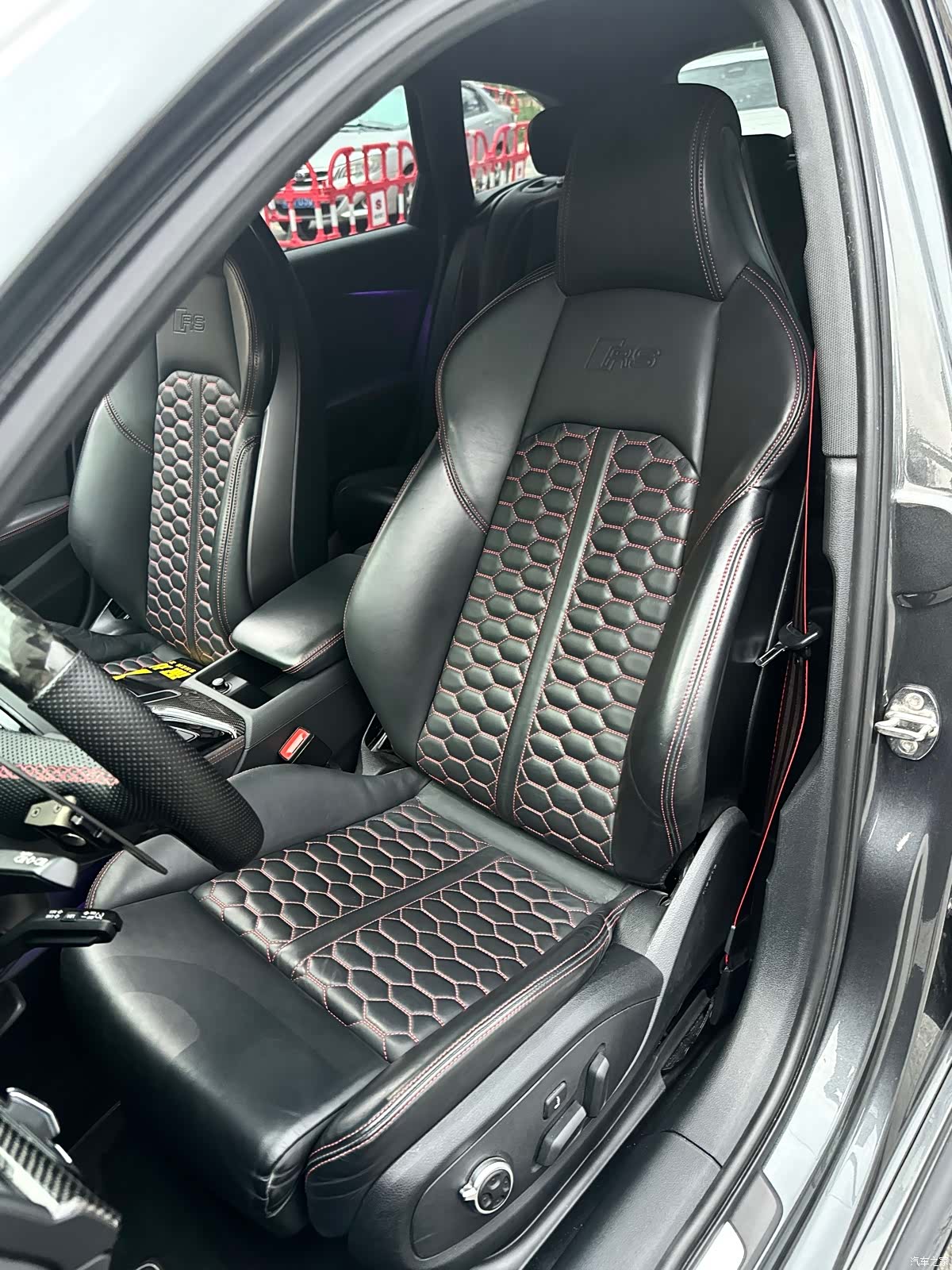 Audi RS4, 2023 11