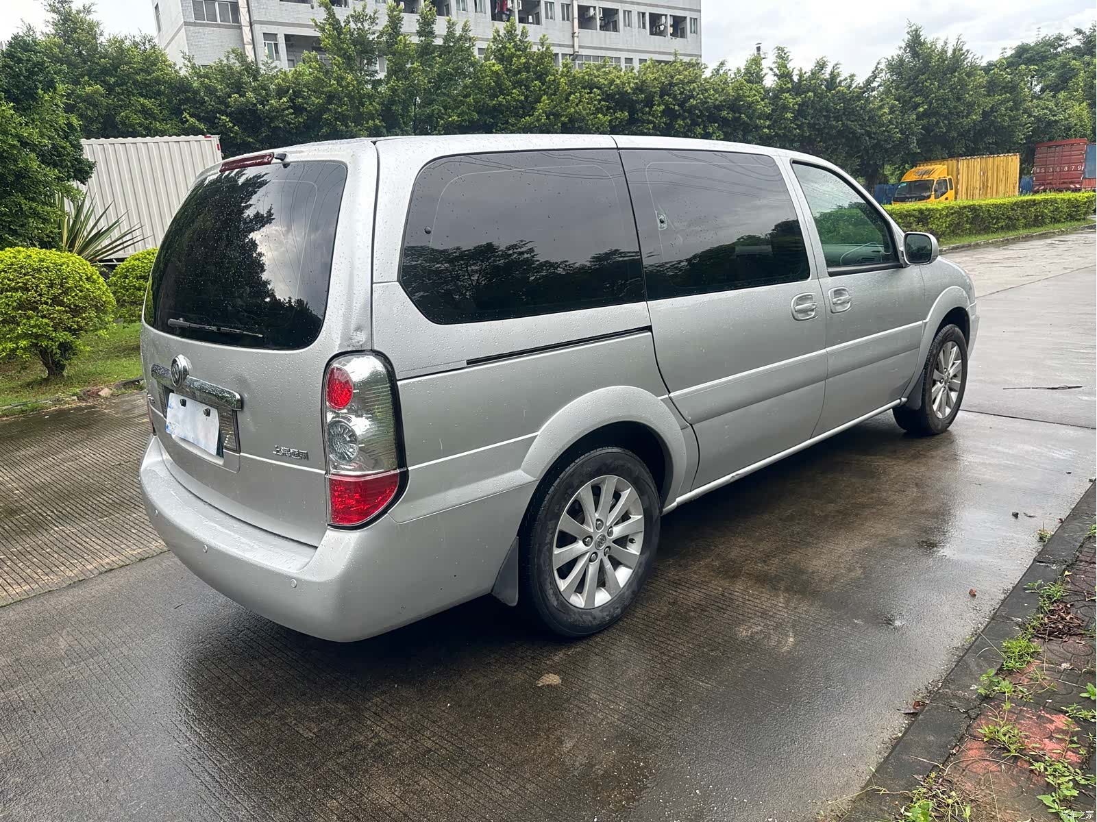 Buick GL8, 2015 6