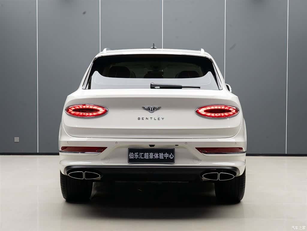 Bentley Bentayga, 2026 7