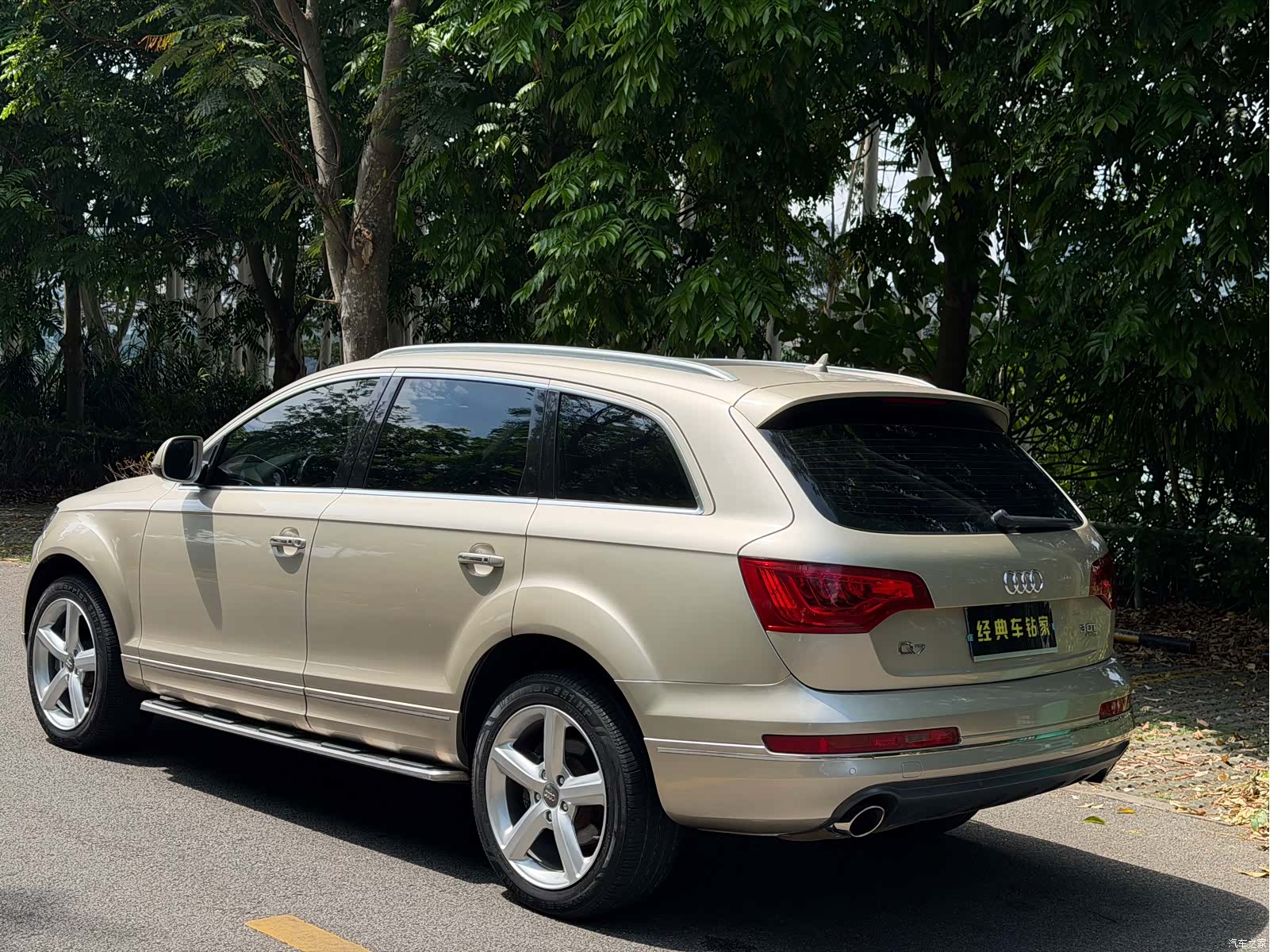 Audi Q7, 2012 3