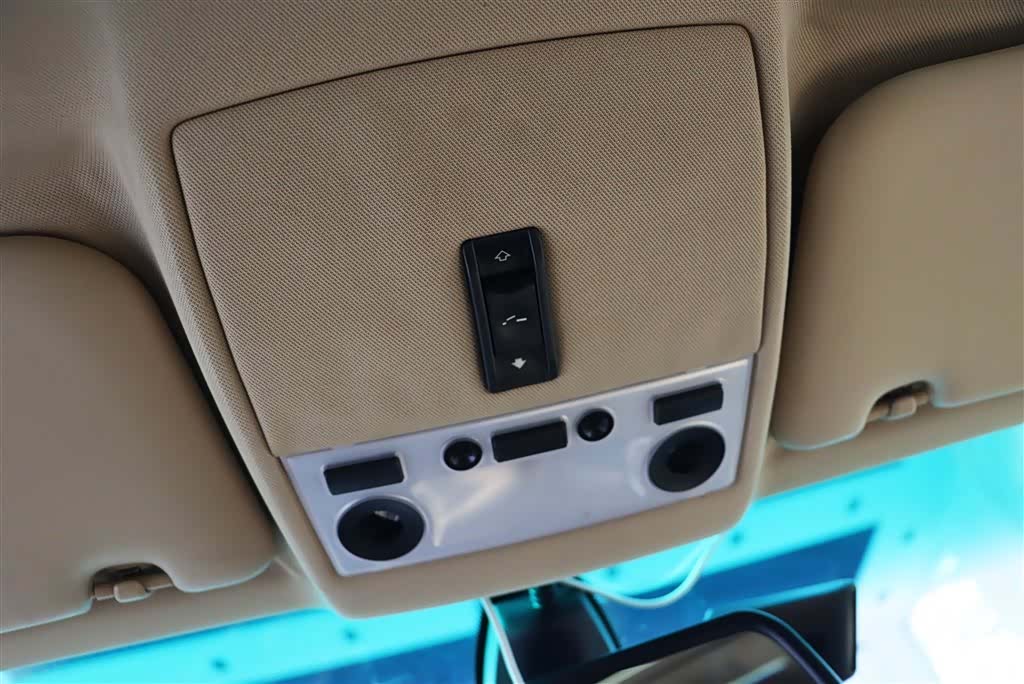 BMW 5 Series, 2010 22