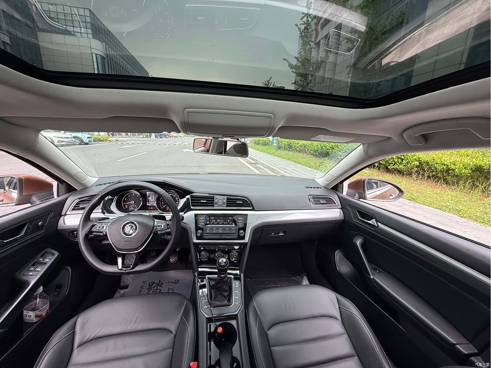 Volkswagen Lamando, 2015 9