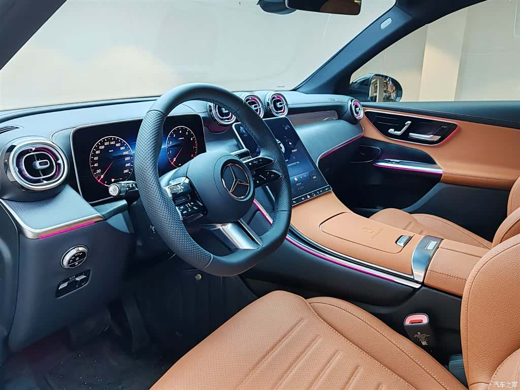 Mercedes-Benz GLC, 2025 9