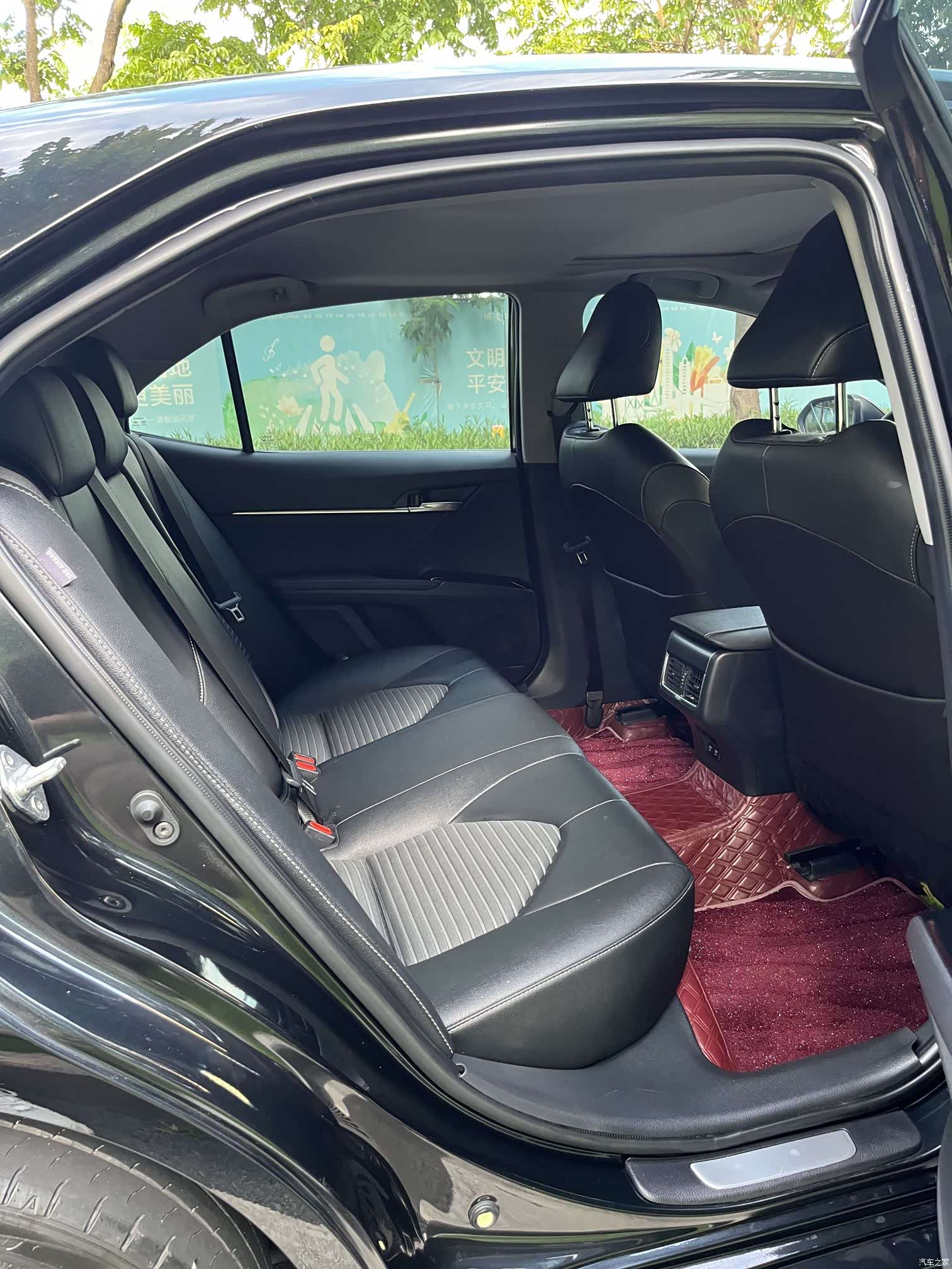 Toyota Camry, 2023 14