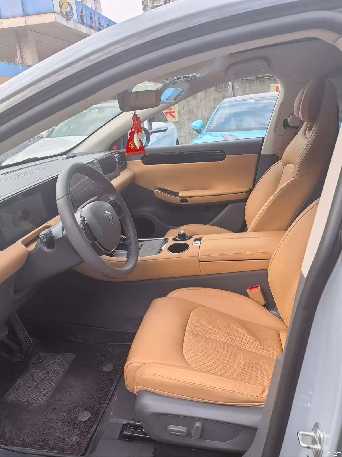 Leapmotor C01, 2025 все фото