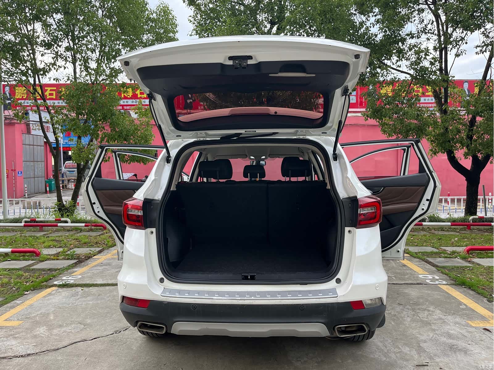 DongFeng AX7, 2018 18