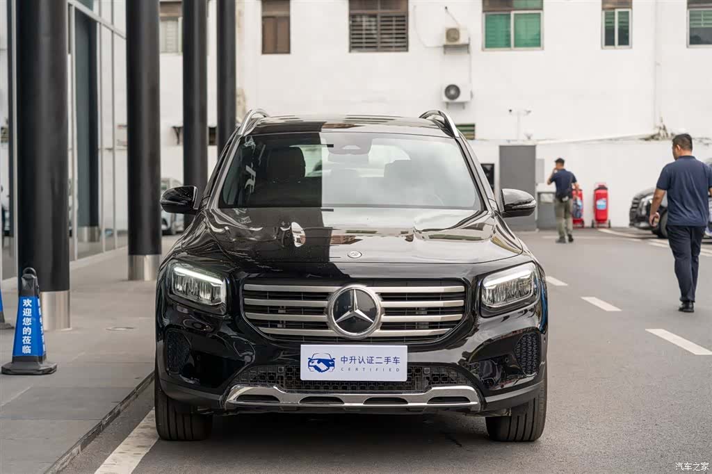 Mercedes-Benz GLB, 2025 3