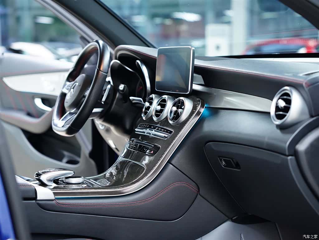 Mercedes-Benz GLC, 2019 38