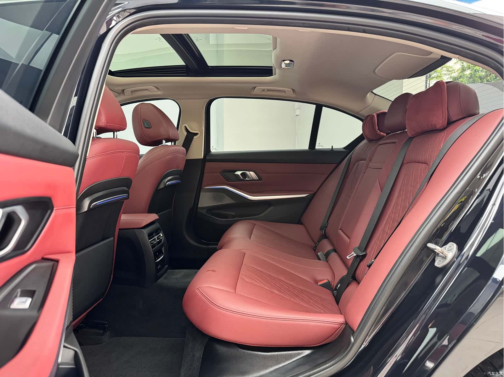 BMW 3 Series, 2022 8