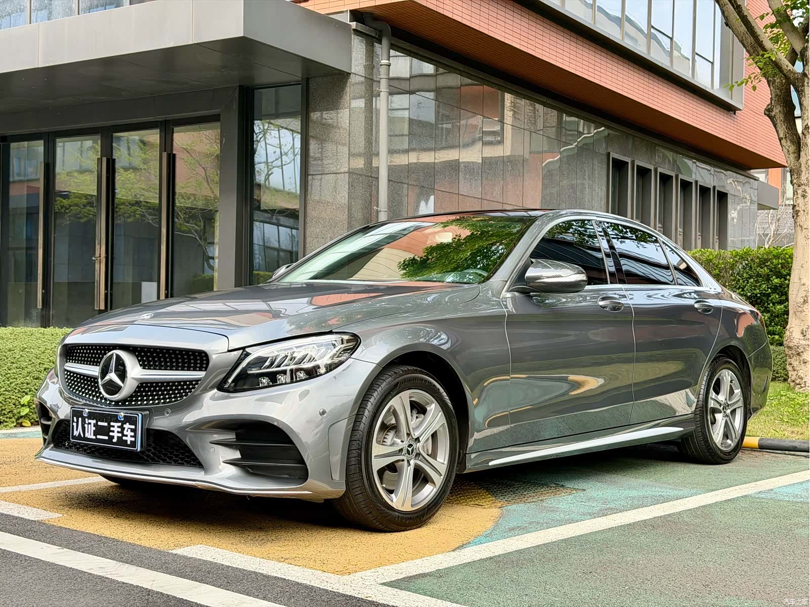 Mercedes-Benz C-Class, 2019 1
