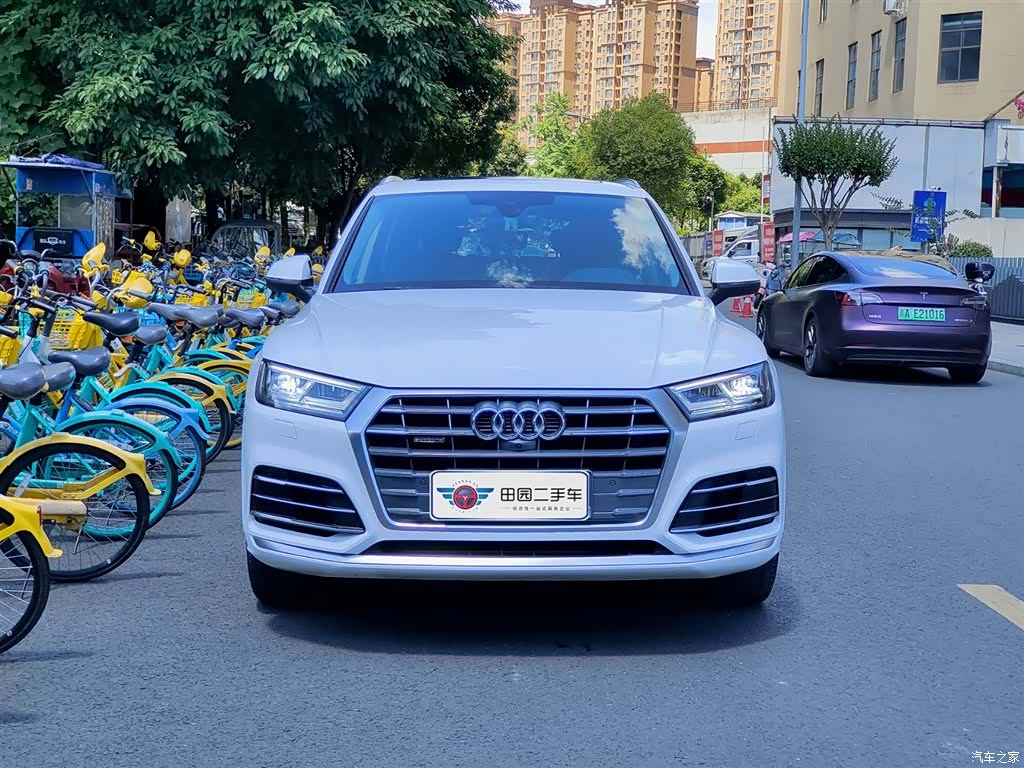 Audi Q5L, 2021 2