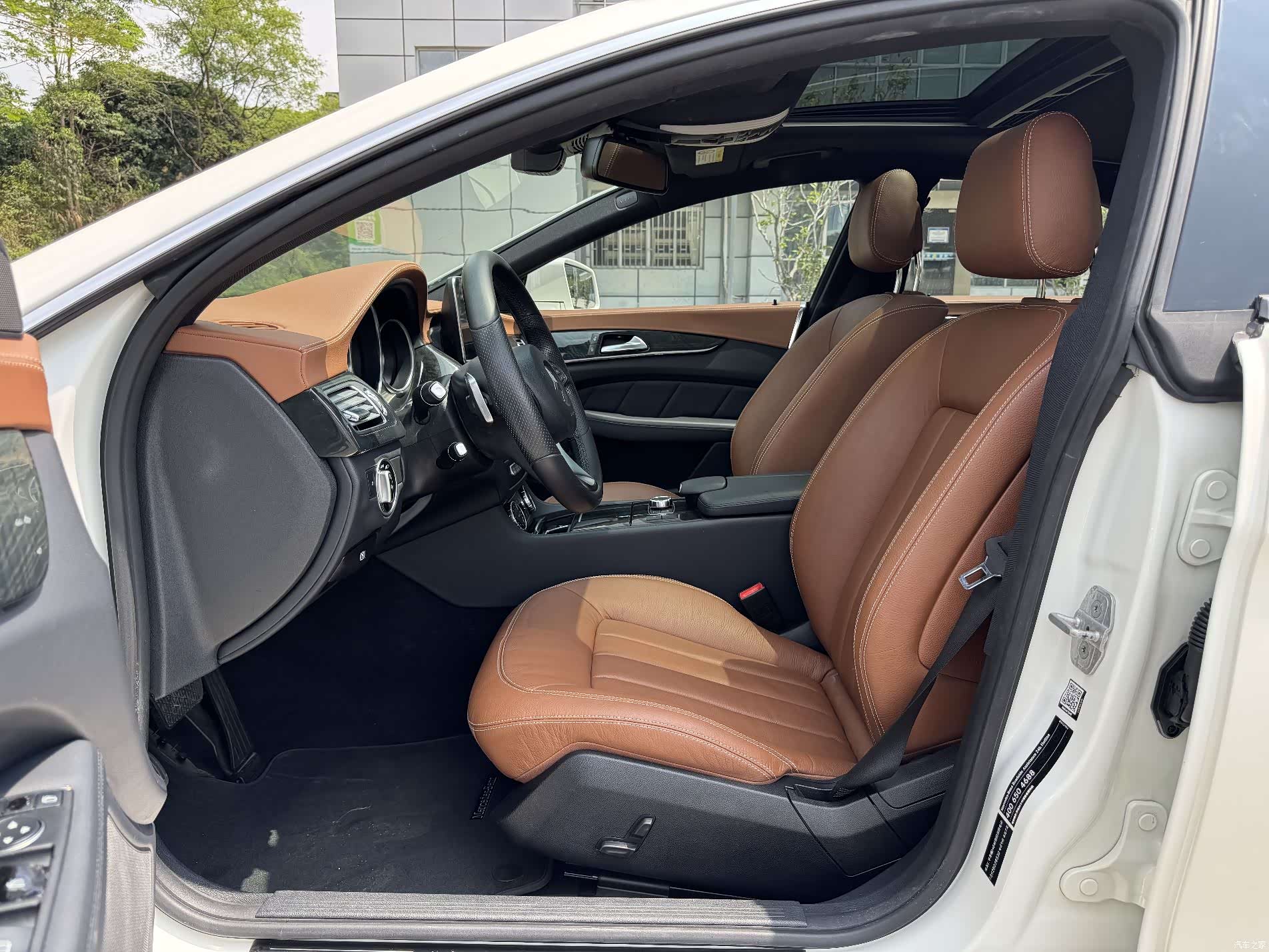 Mercedes-Benz CLS, 2016 13