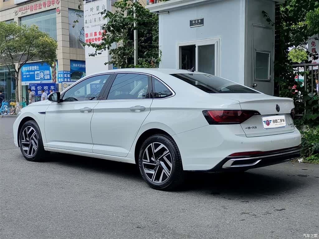 Volkswagen Sagitar, 2024 4