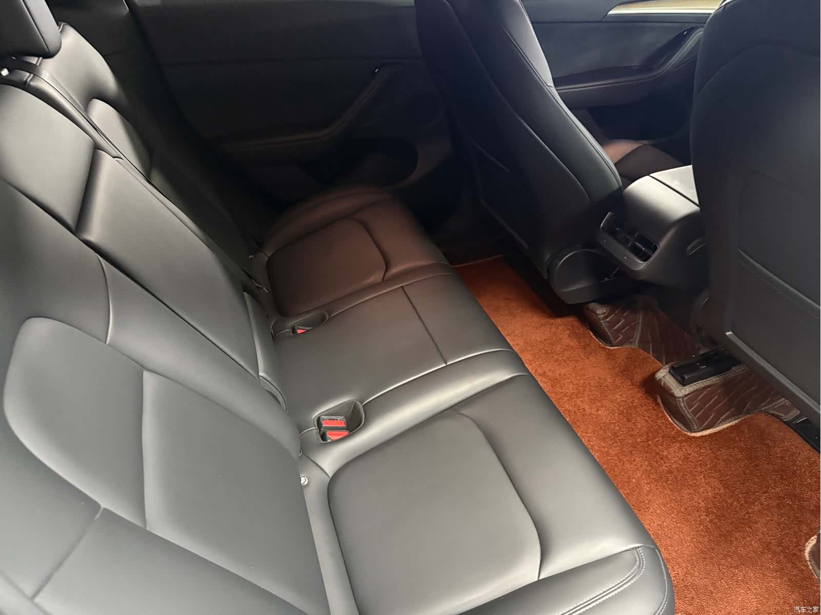 Tesla Model Y, 2021 9
