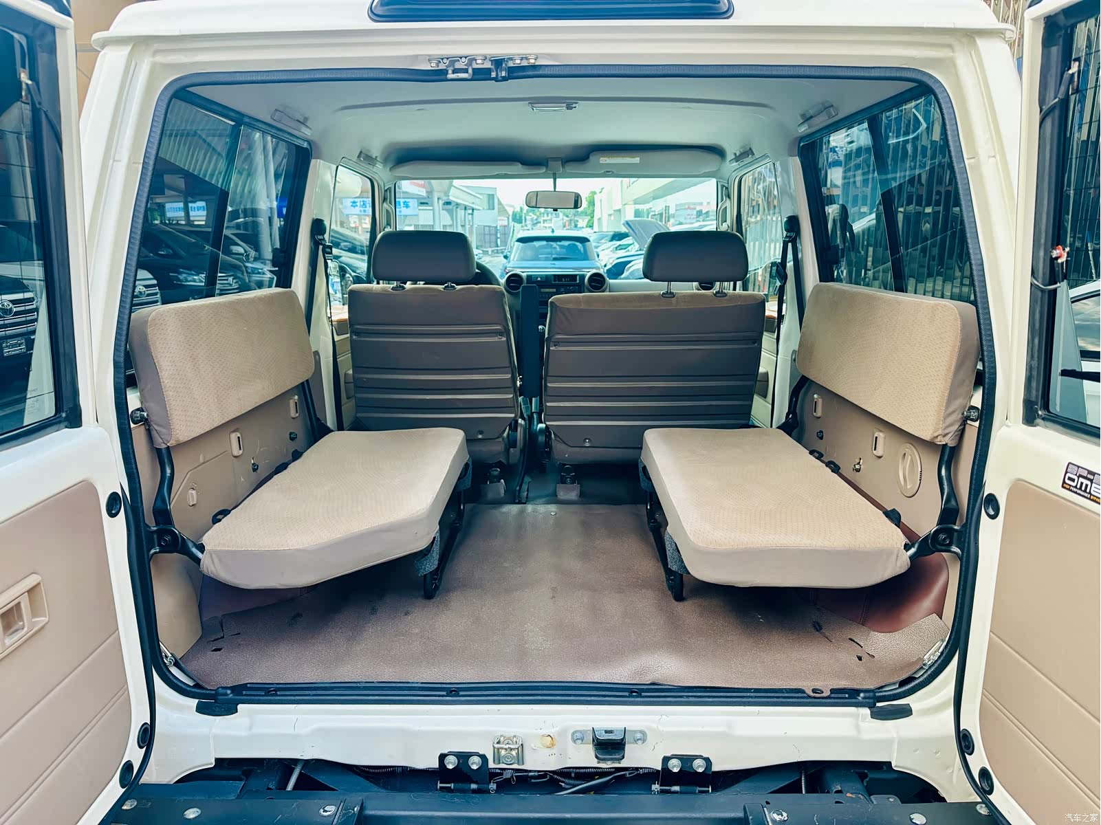Toyota Land Cruiser, 2024 7