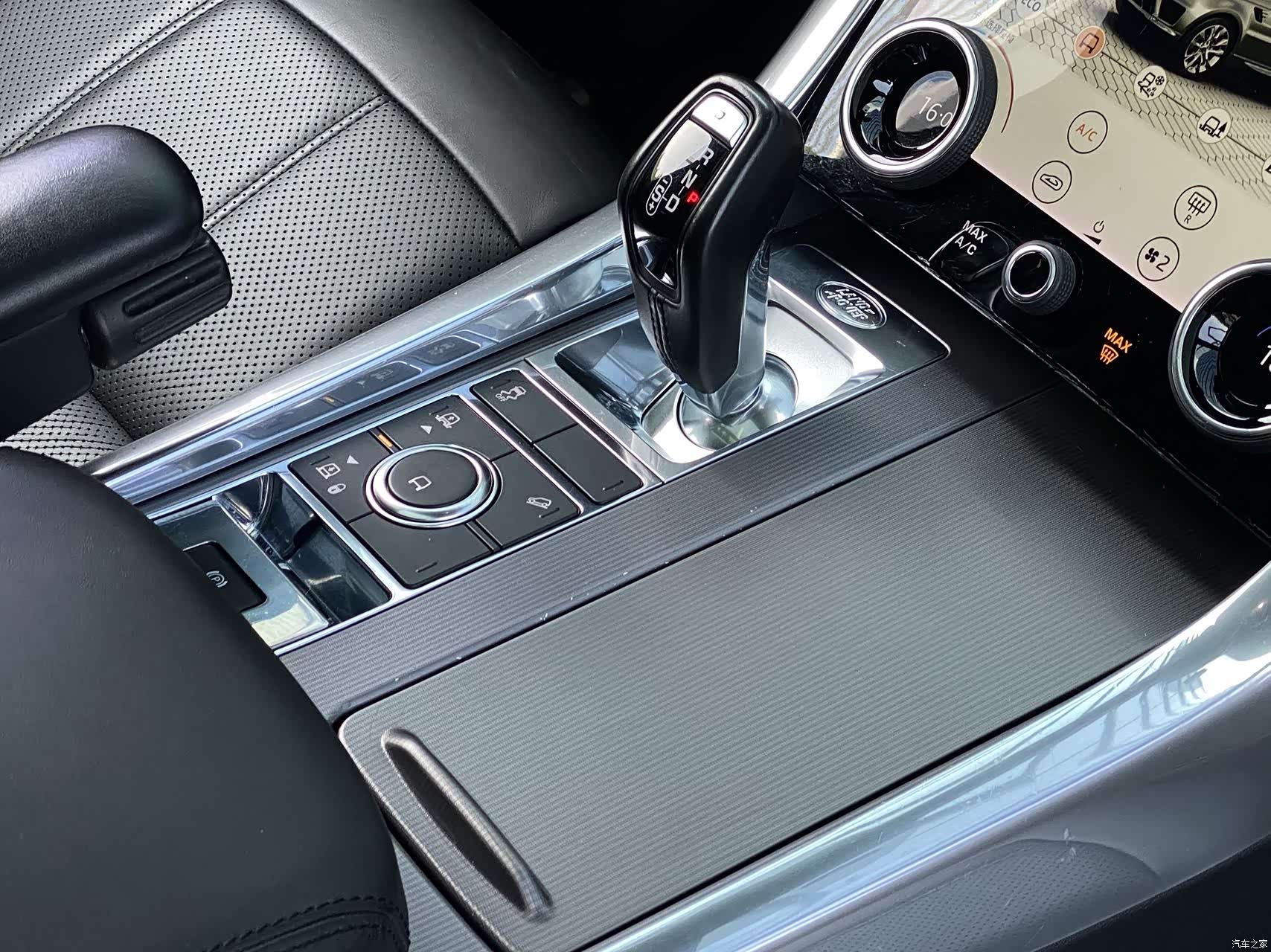 Land Rover Range Rover, 2019 11