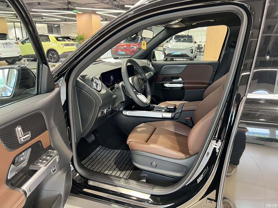 Mercedes-Benz GLB, 2024 9