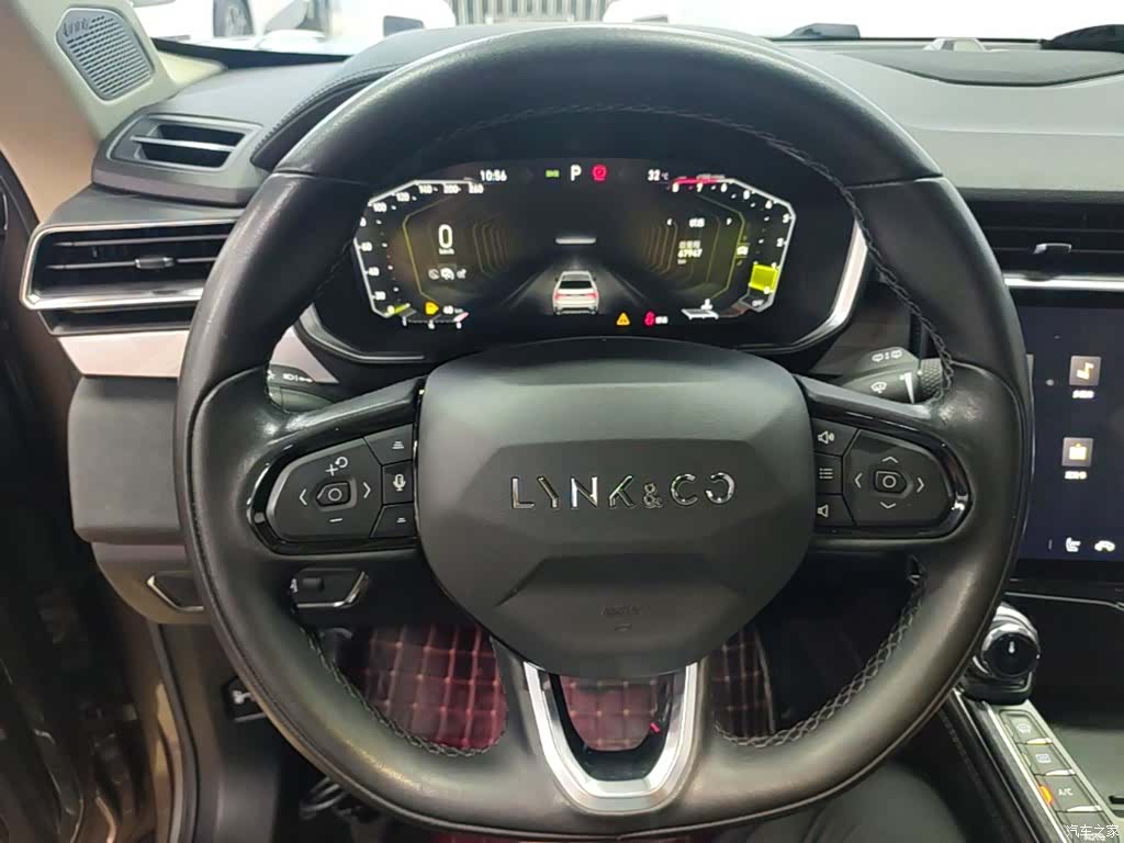 Lynk & Co 01, 2022 11