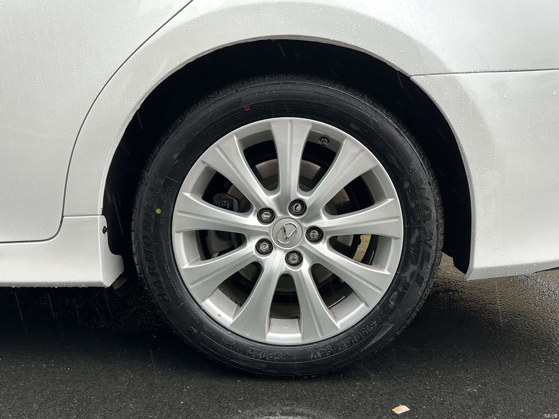 Lexus GS, 2012 10