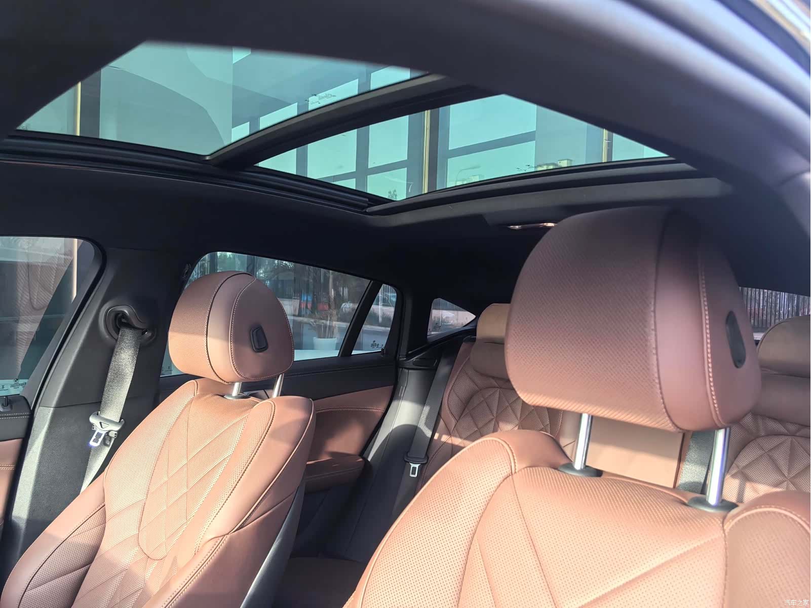 BMW X6, 2025 16