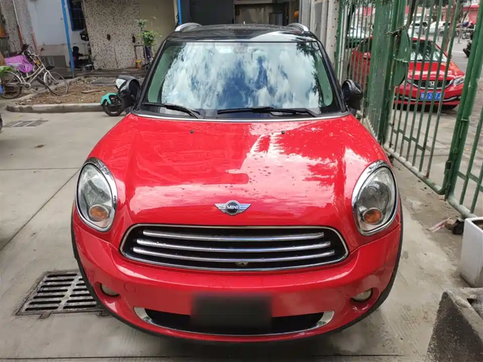 MINI COUNTRYMAN