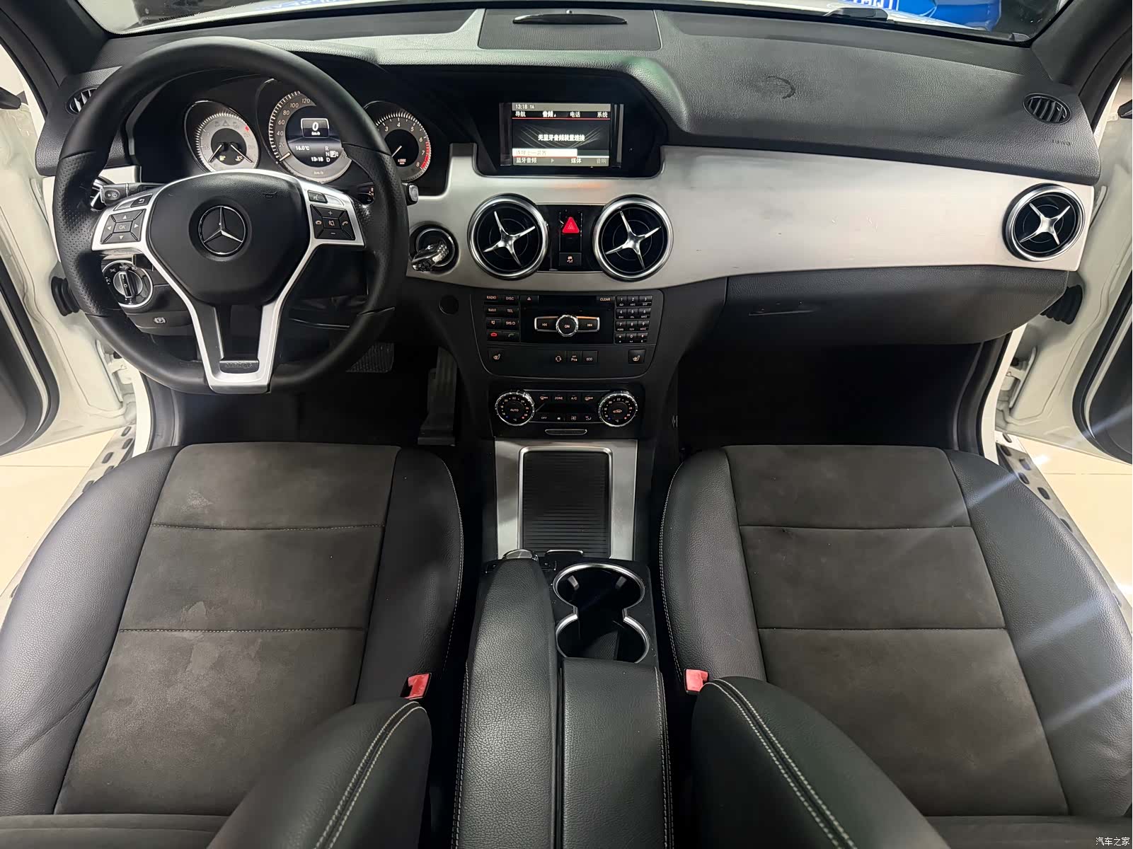 Mercedes-Benz GLK-Class, 2015 8