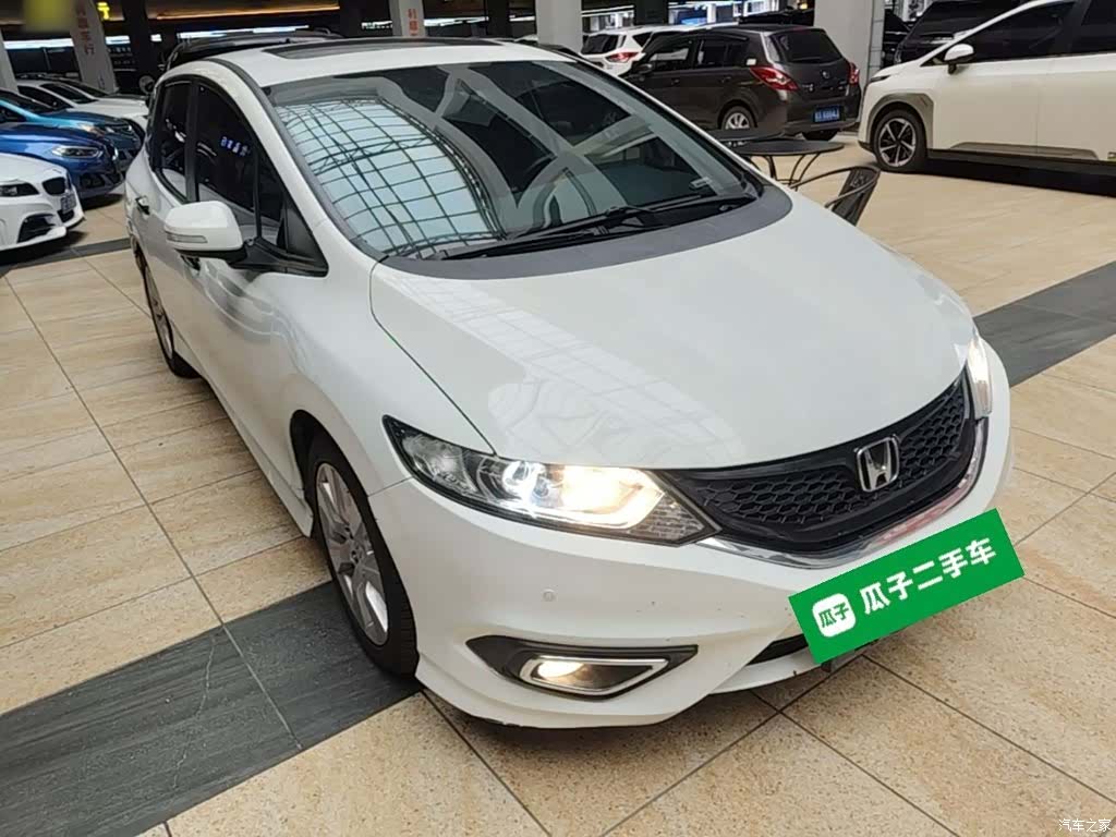 Honda Jade, 2015 4