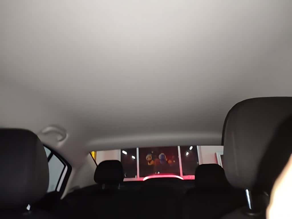 Roewe i5, 2025 18