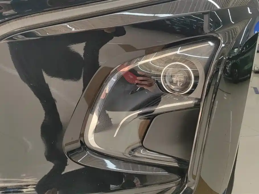Hongqi E-QM5 Hongqi E-QM5