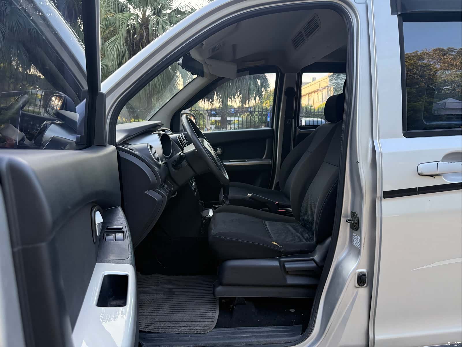 Changan EA15, 2017 4