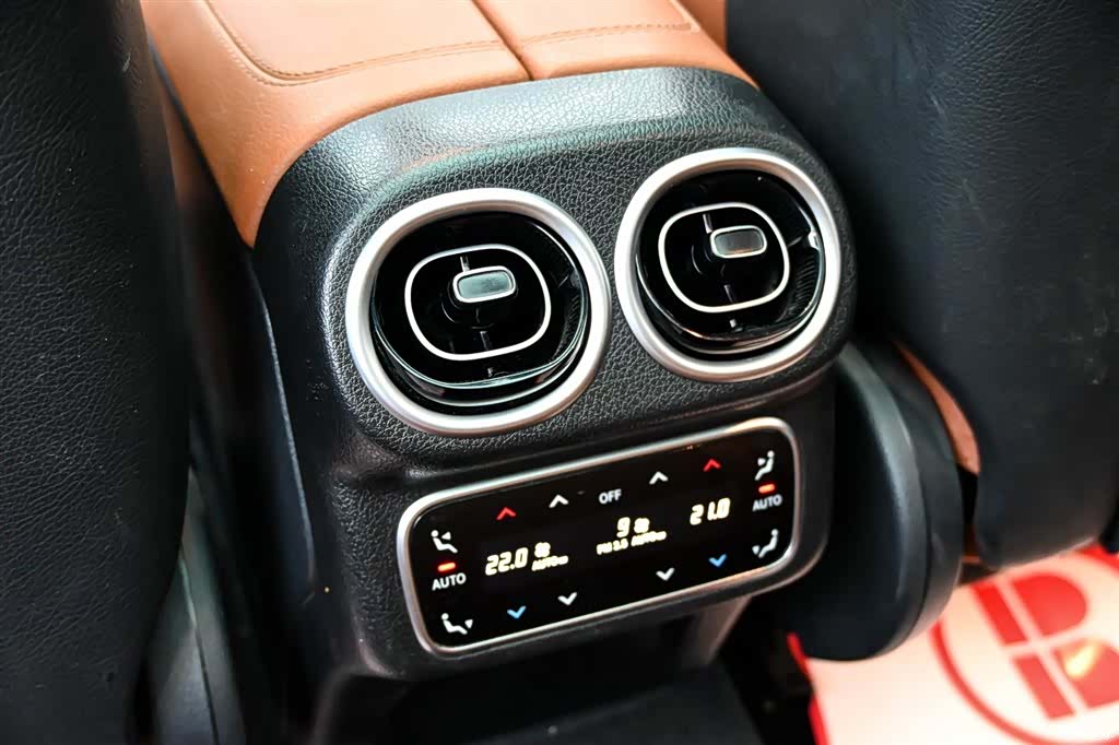Mercedes-Benz GLC, 2023 34