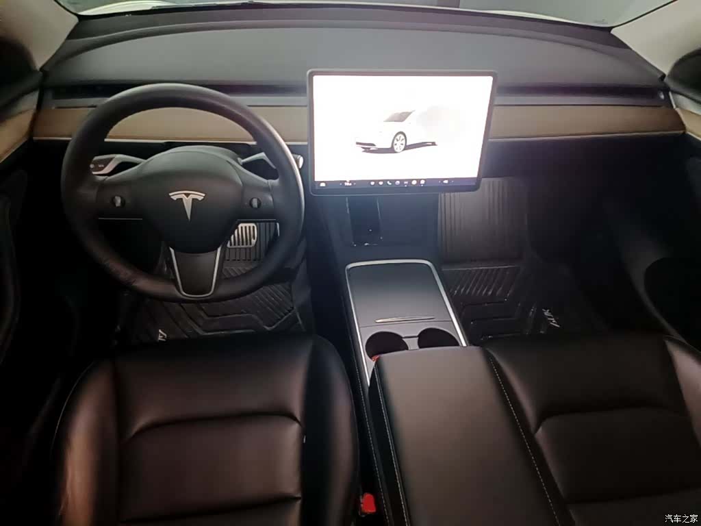 Tesla Model Y, 2022 10