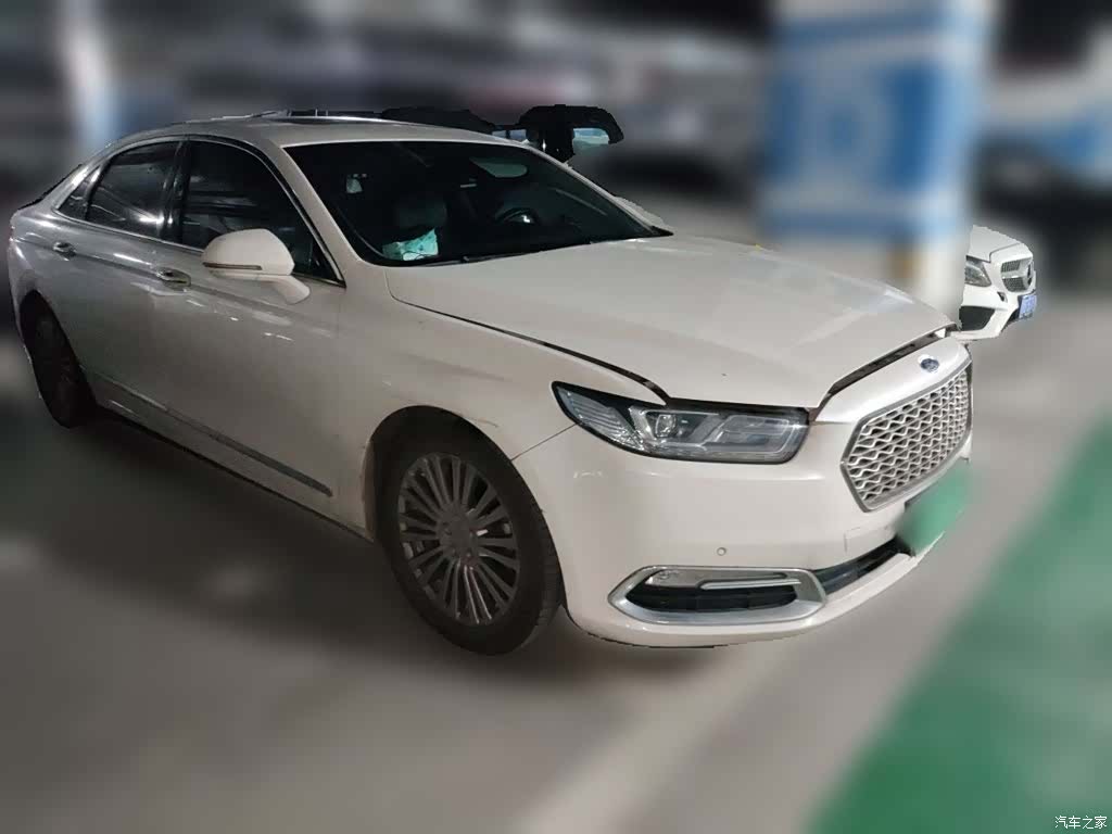 Ford Taurus, 2017 3