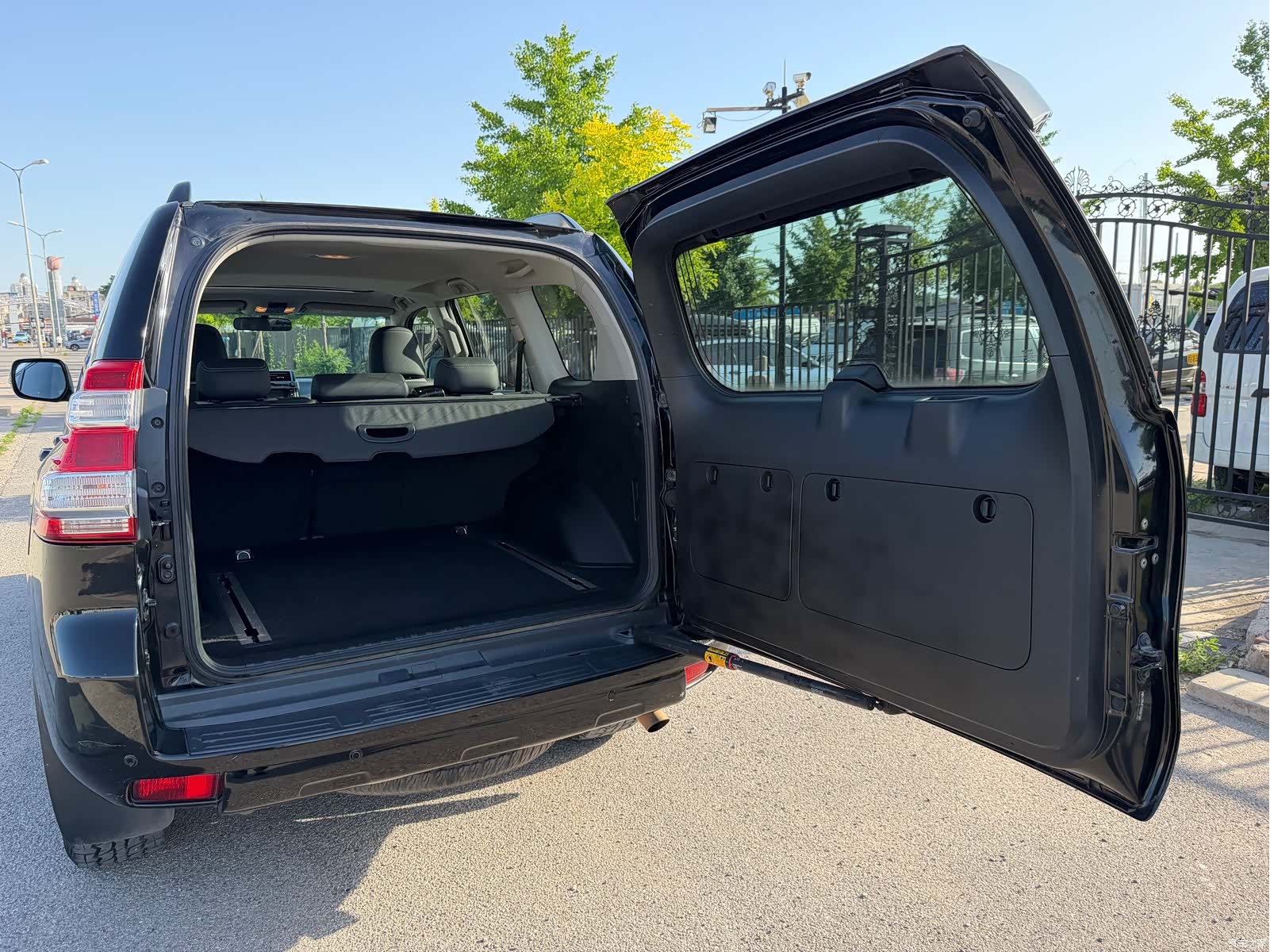Toyota Prado, 2014 29