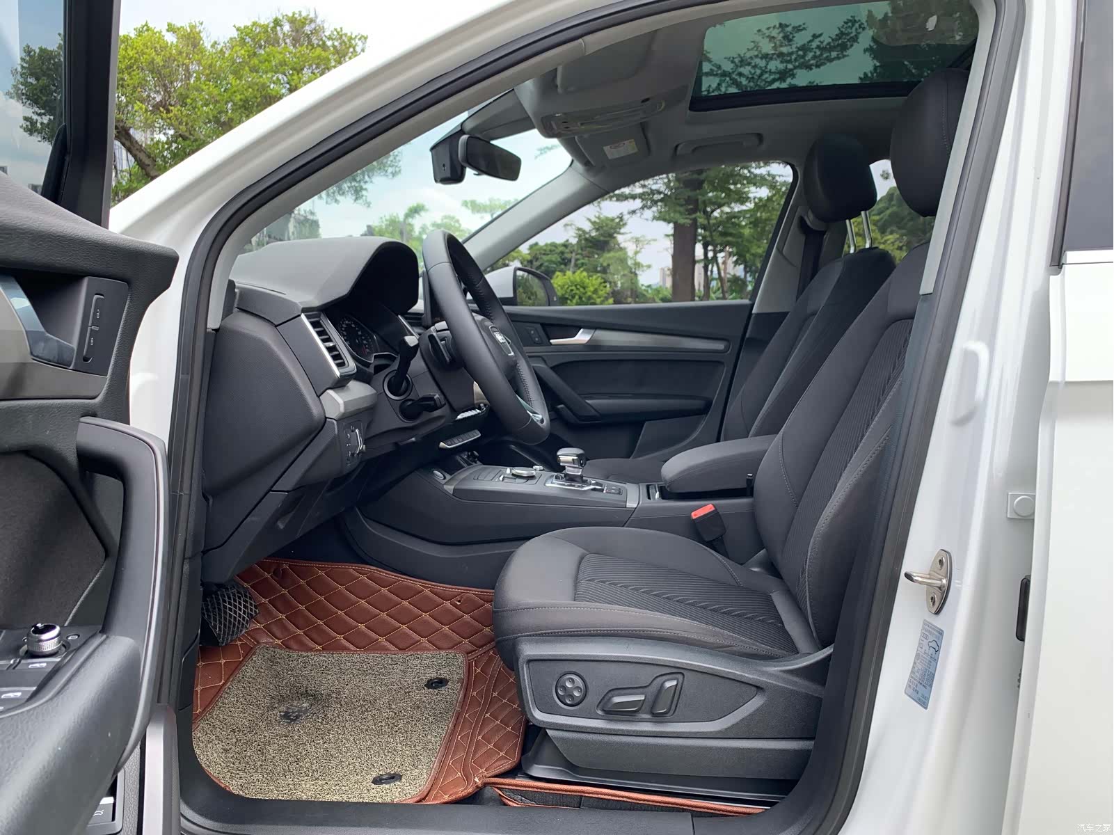 Audi Q5L, 2019 8