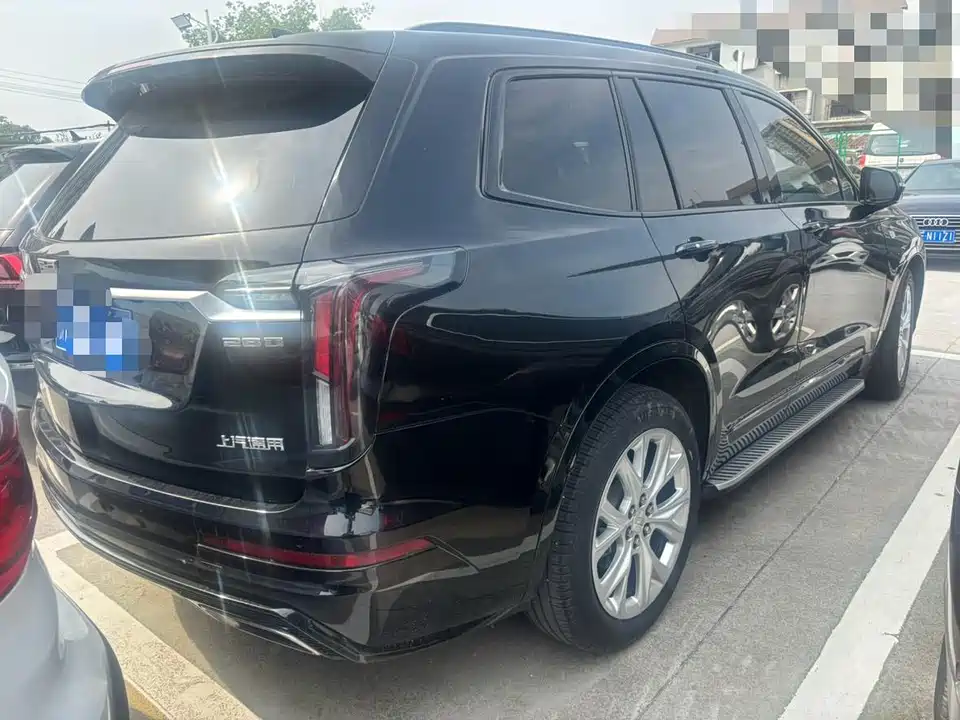 Cadillac XT6
