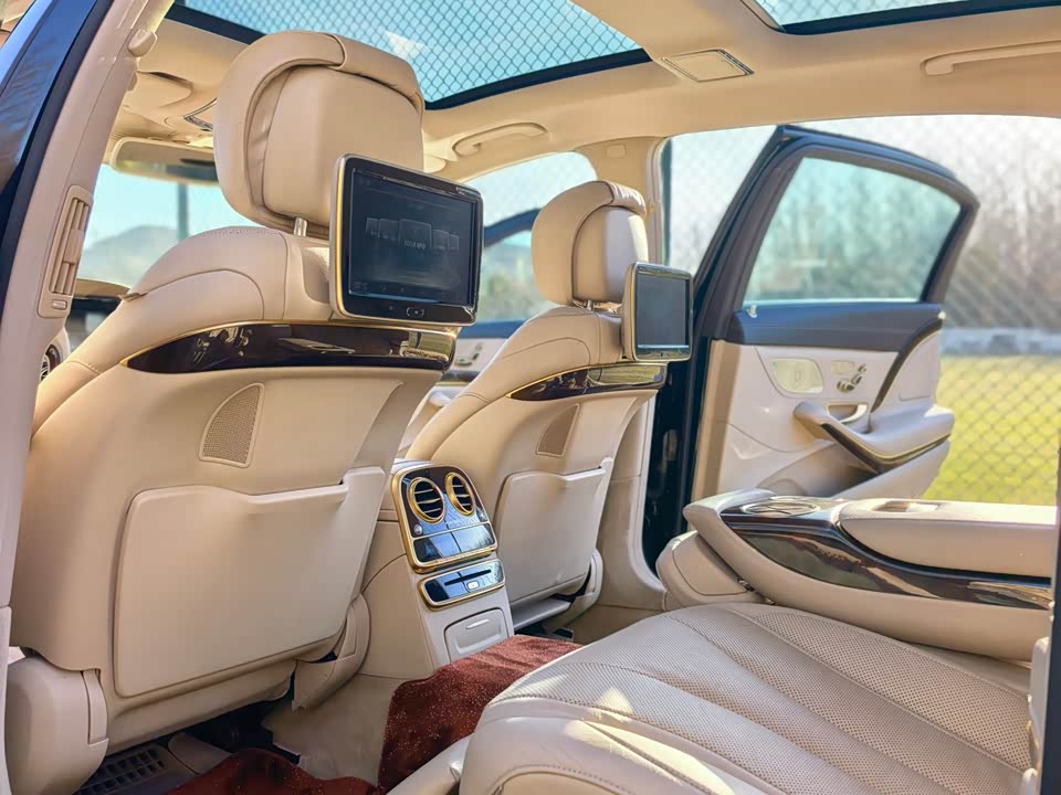 Mercedes-Benz Maybach S-class