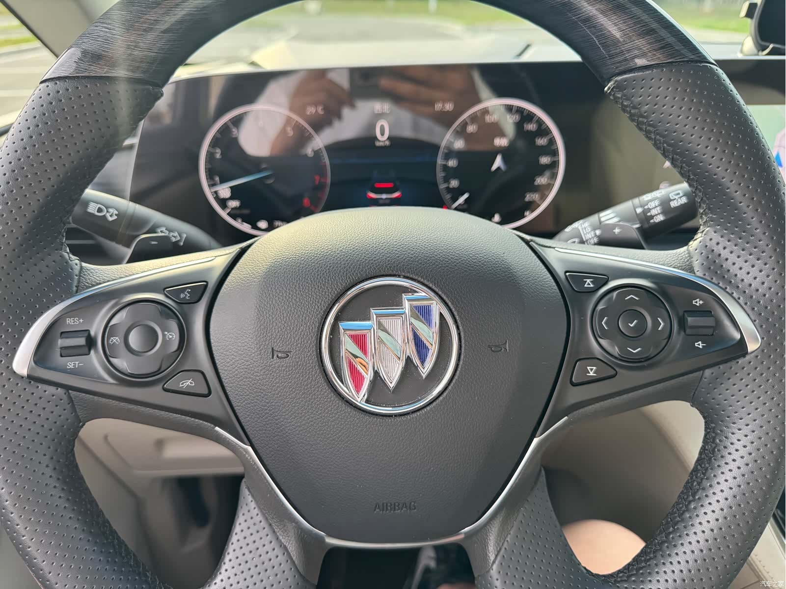Buick GL8, 2023 14