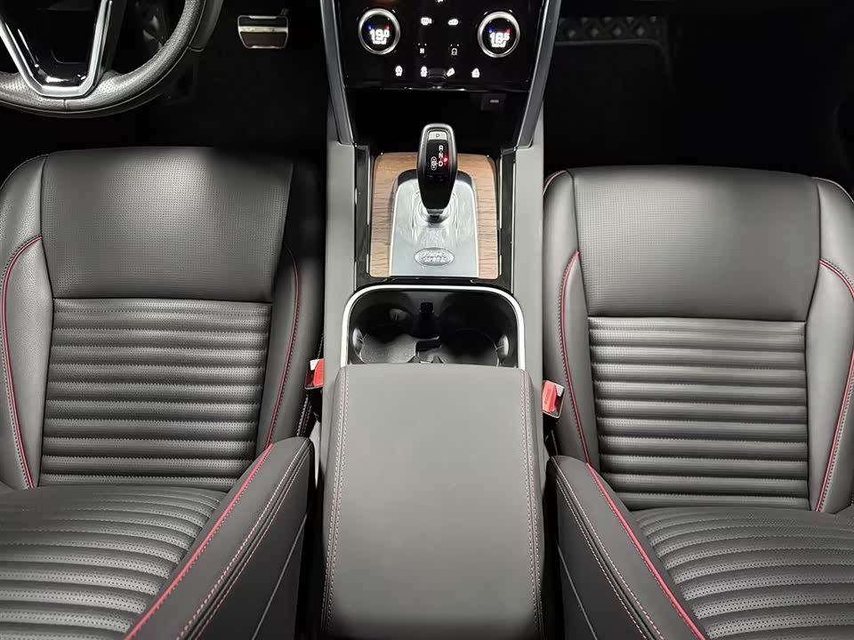 Land Rover Discover sports