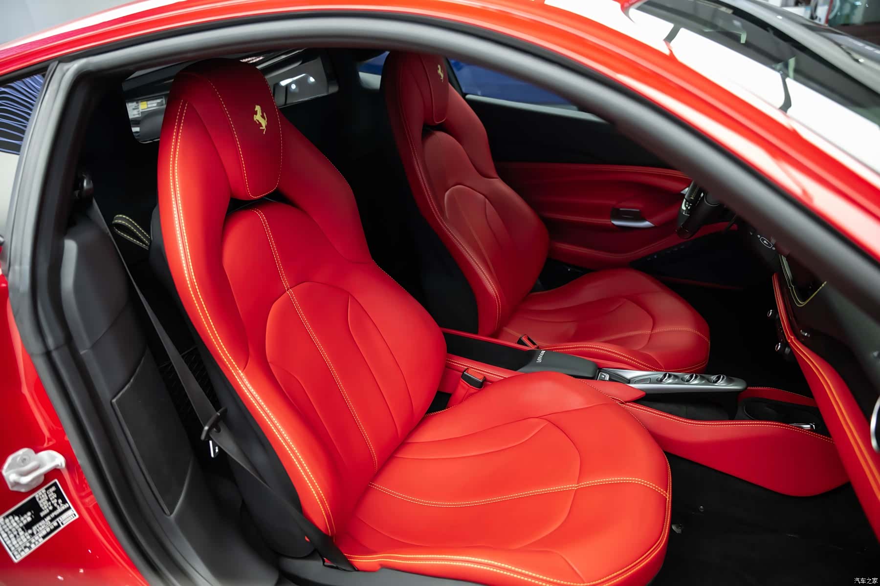 Ferrari F8, 2022 6