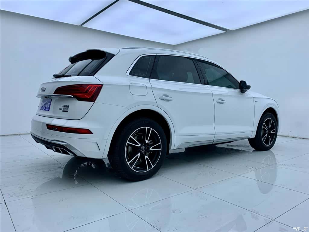 Audi Q5L, 2022 6