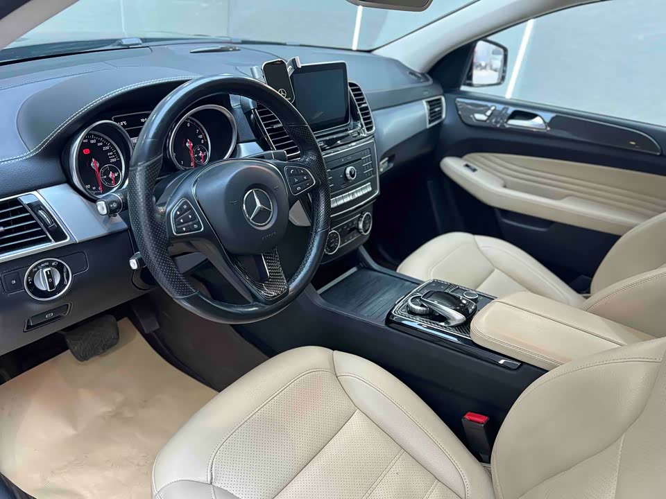 Mercedes-Benz GLE coupe