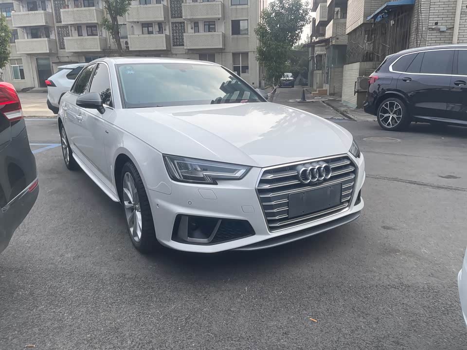 Audi A4L