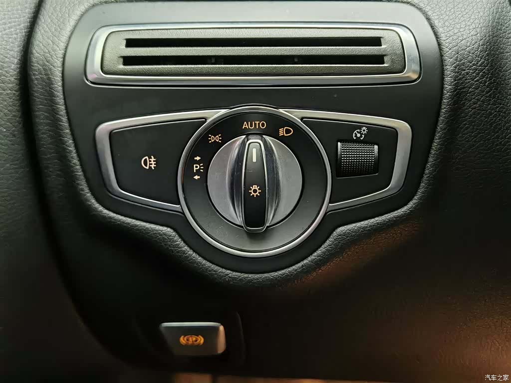 Mercedes-Benz C-Class, 2018 21