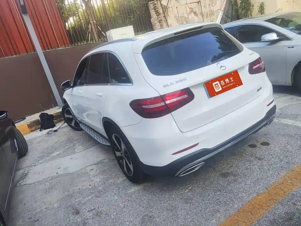 Mercedes-Benz GLC Mercedes-Benz GLC