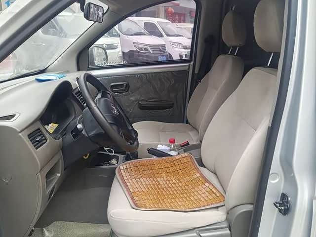 Wuling Wuling Rongguang V