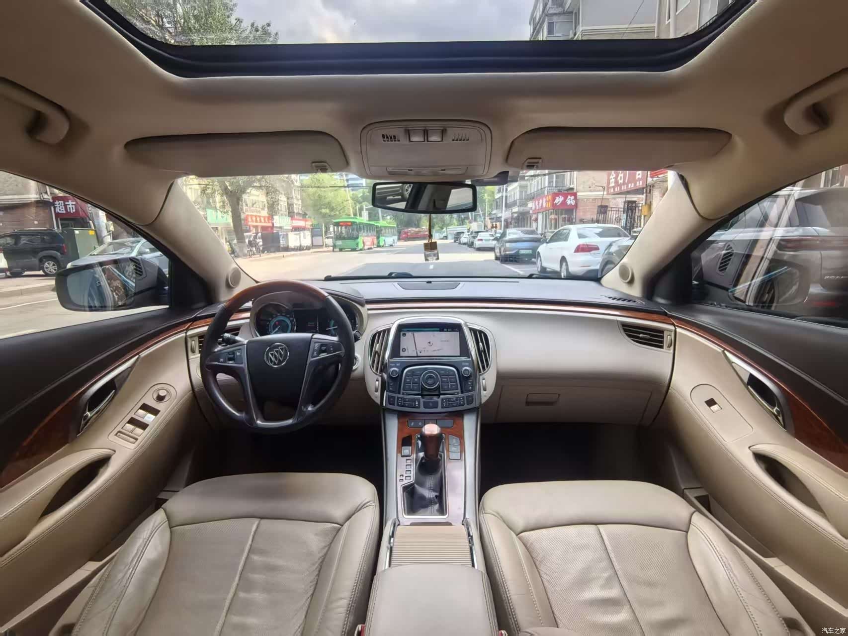 Buick LaCrosse, 2009 7