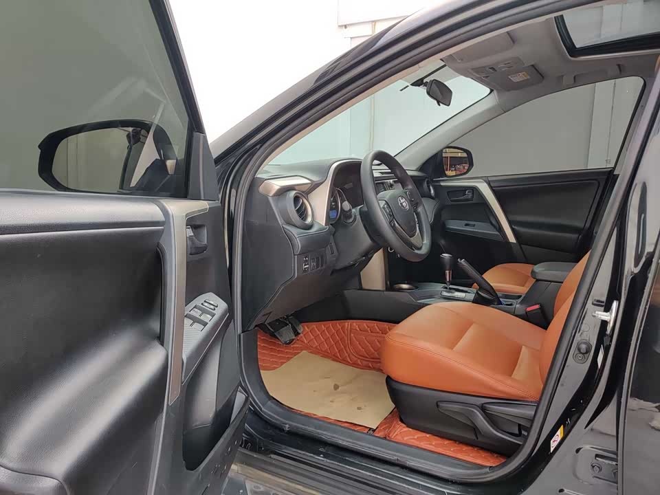 Toyota RAV4 Rongfang