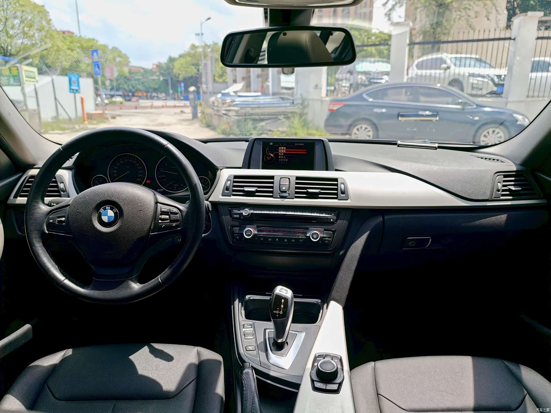BMW 3 Series, 2015 все фото